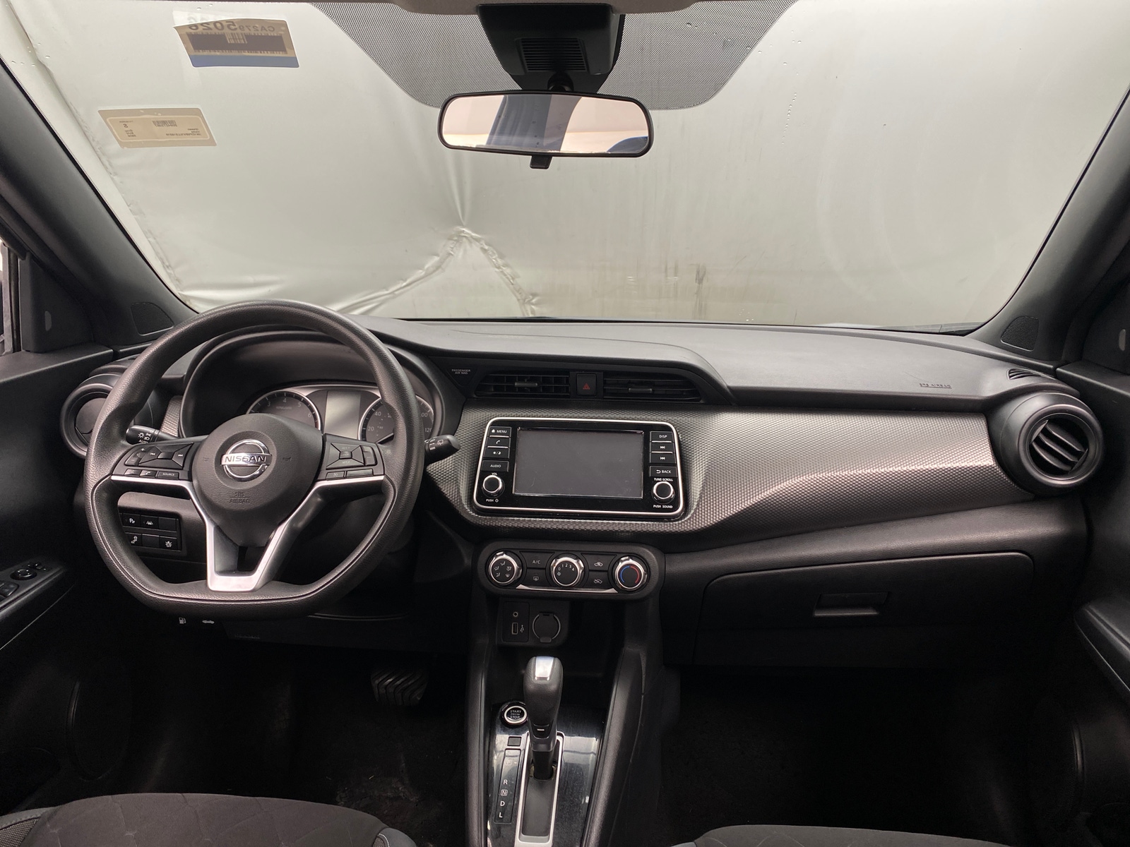 Thumbnail: 2020 Nissan Kicks - 3