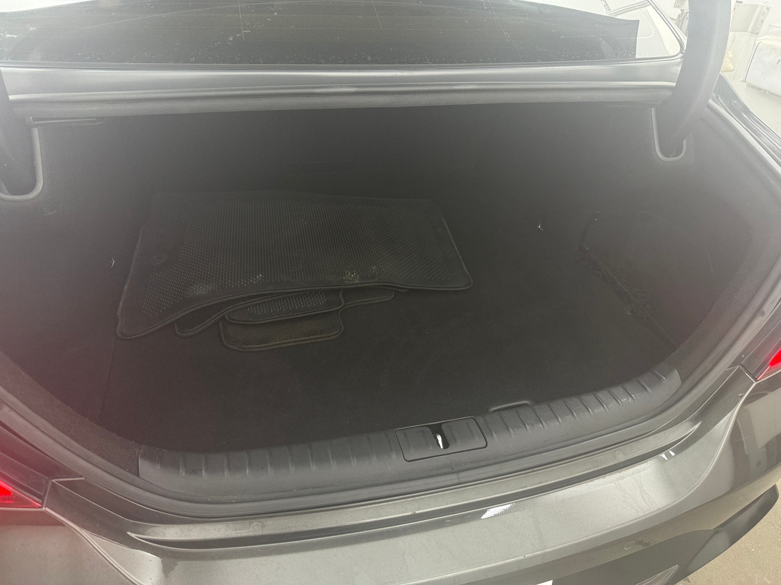 Thumbnail: 2022 Genesis G70 - 6