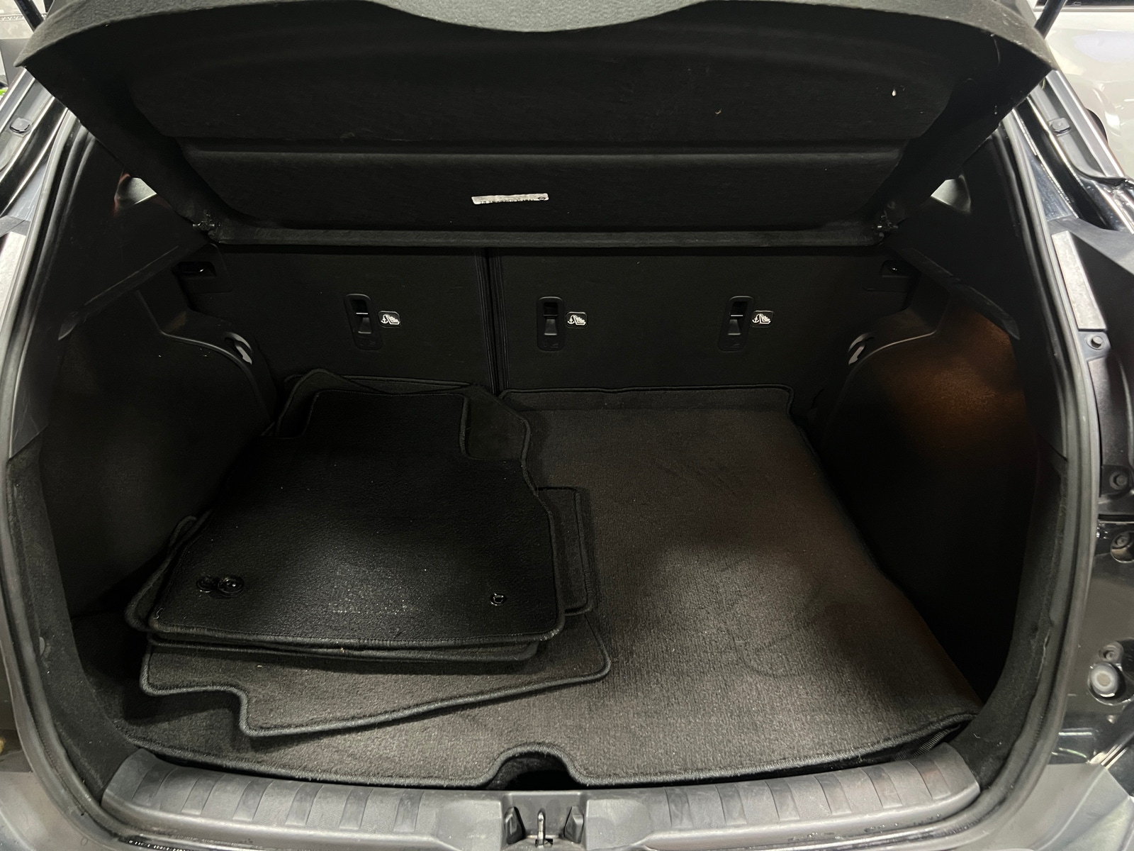 Thumbnail: 2019 Nissan Kicks - 6