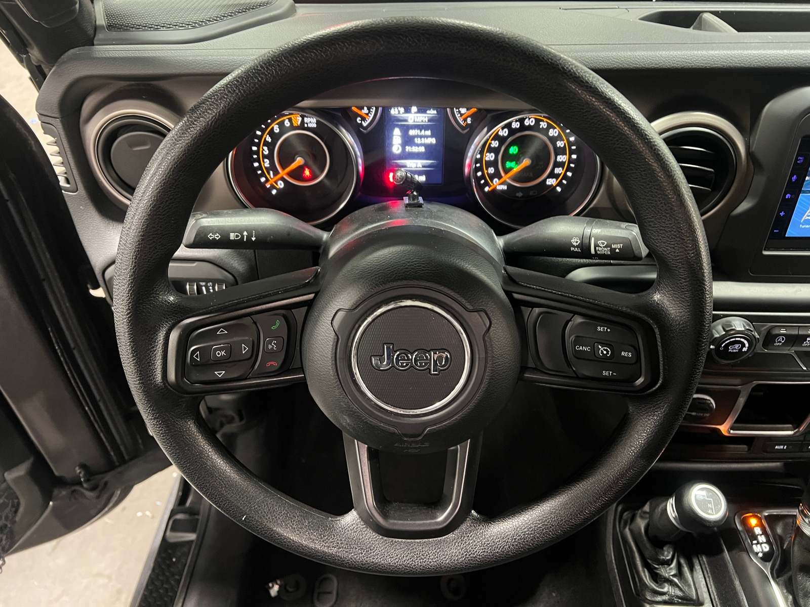 Thumbnail: 2020 Jeep Wrangler - 5