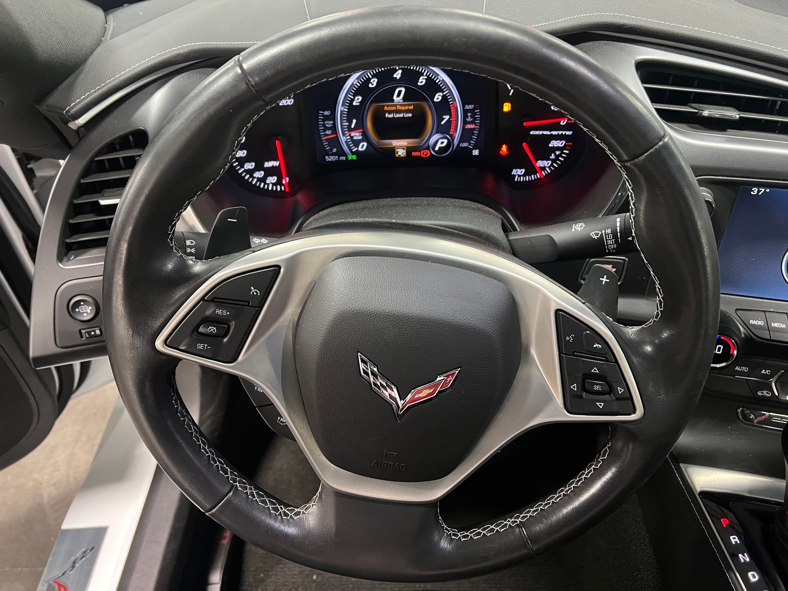 Thumbnail: 2015 Chevrolet Corvette - 3