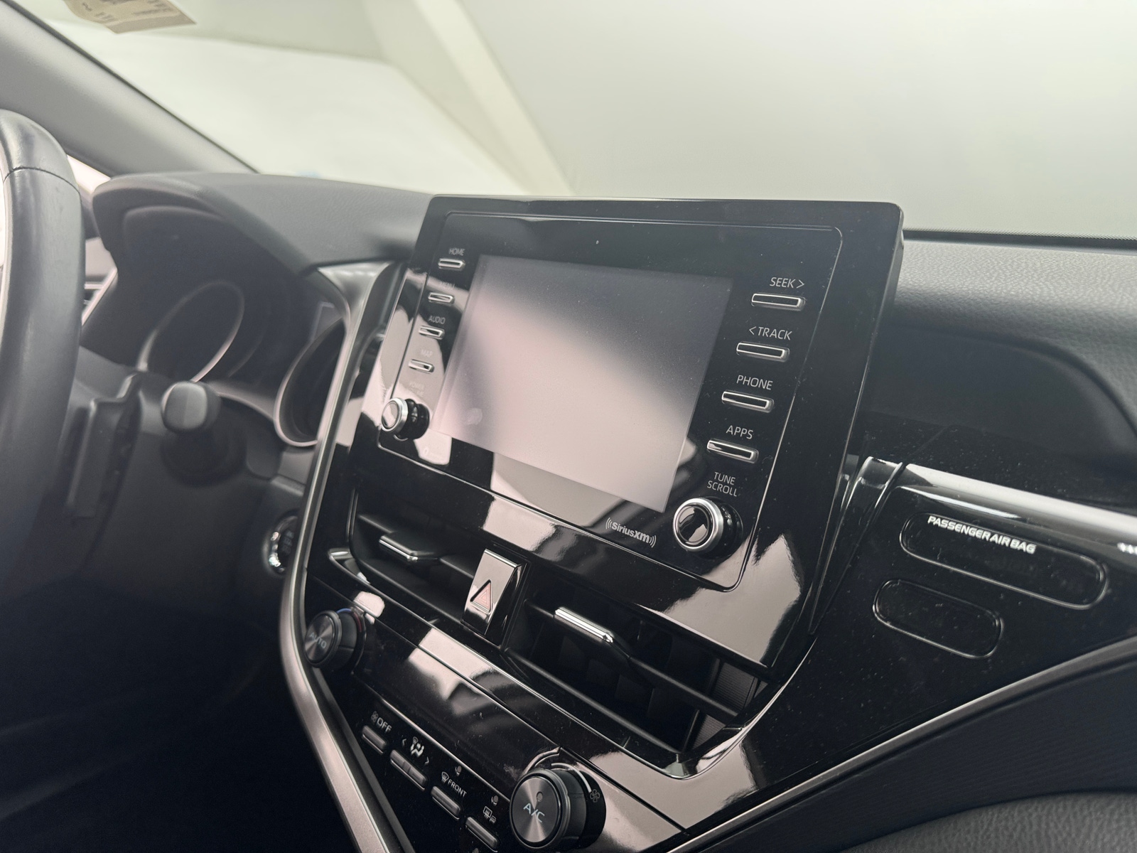 Thumbnail: 2022 Toyota Camry - 3