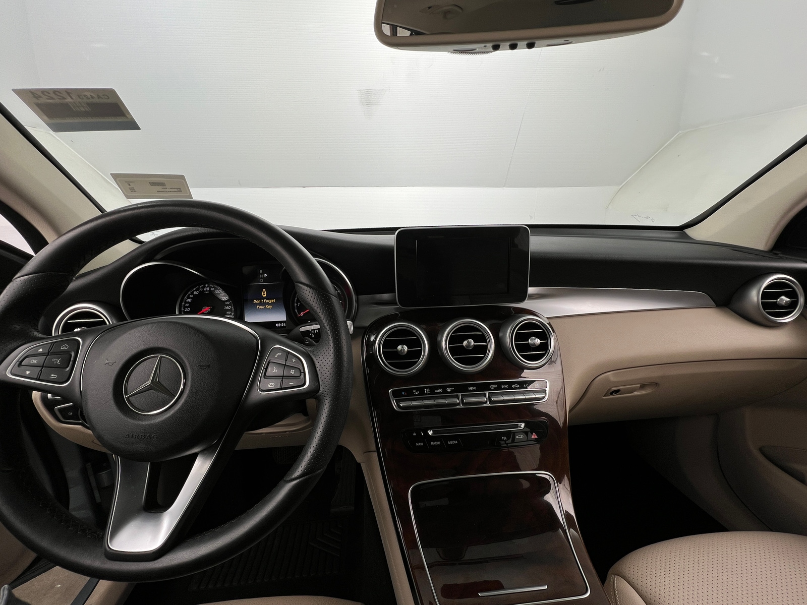 Thumbnail: 2018 Mercedes-Benz GLC - 2