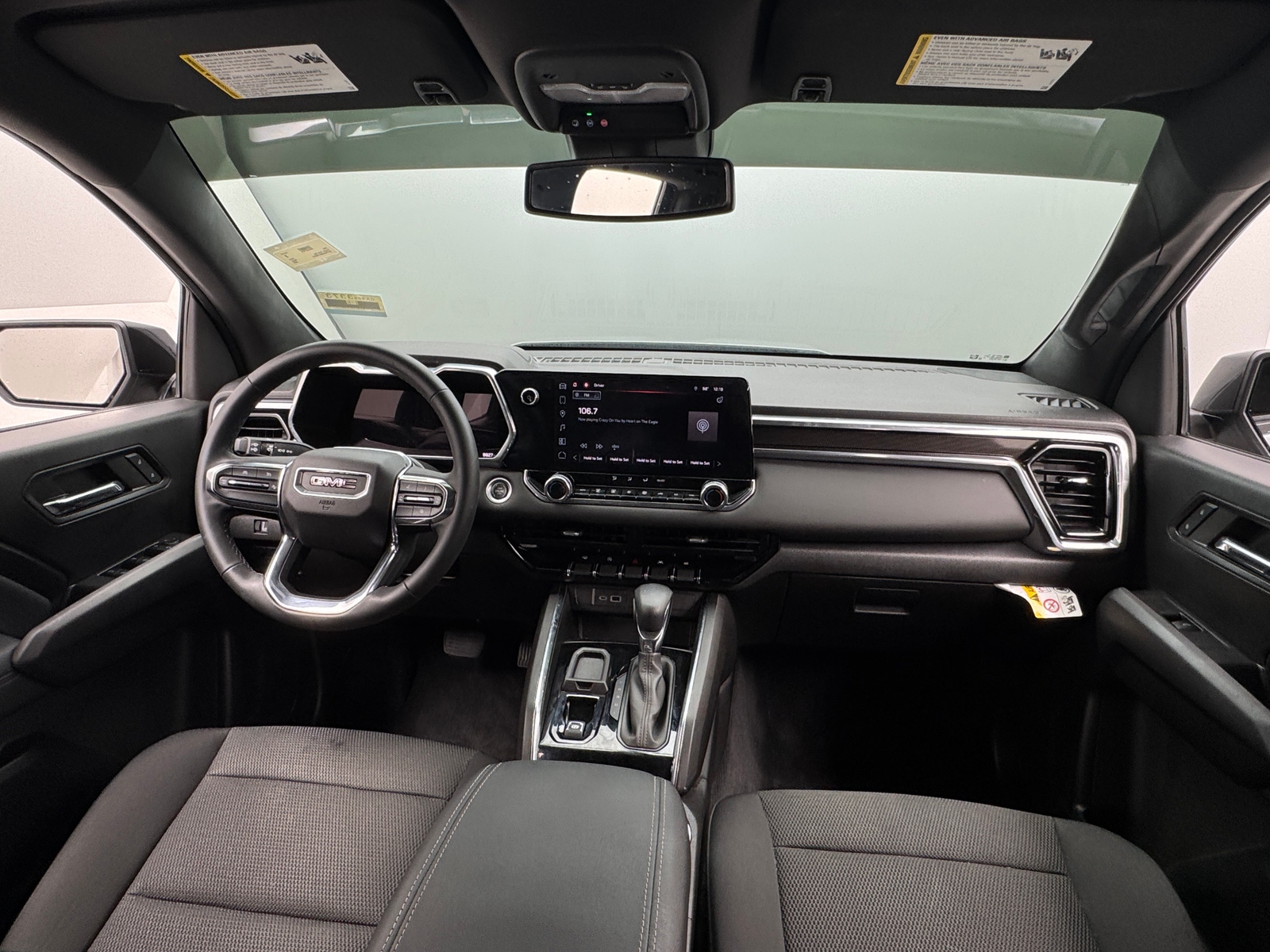 Thumbnail: 2024 GMC Canyon - 3