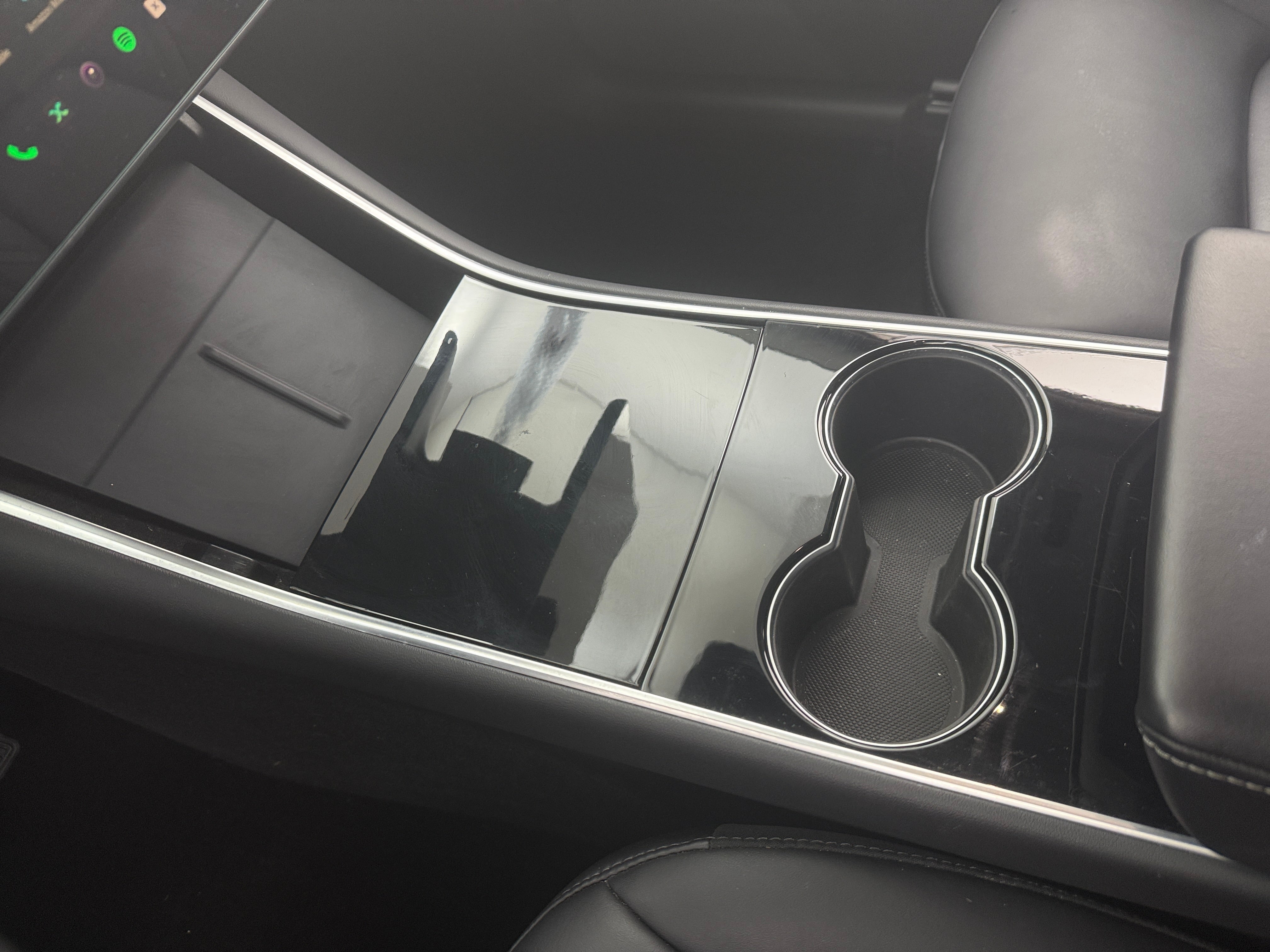 Used 2021 Tesla Model Y Standard Range with VIN 5YJYGDED1MF107101 for sale in Oak Creek, WI