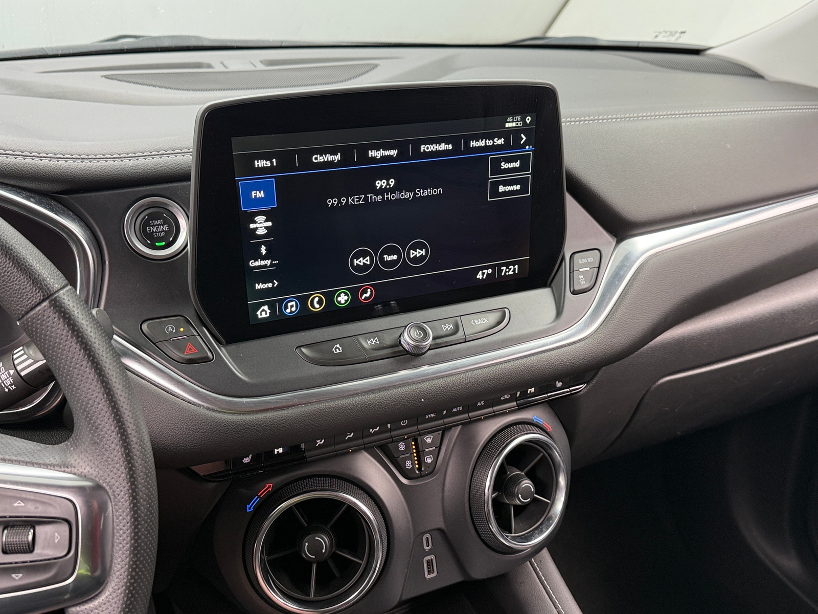 Thumbnail: 2025 Chevrolet Blazer - 4