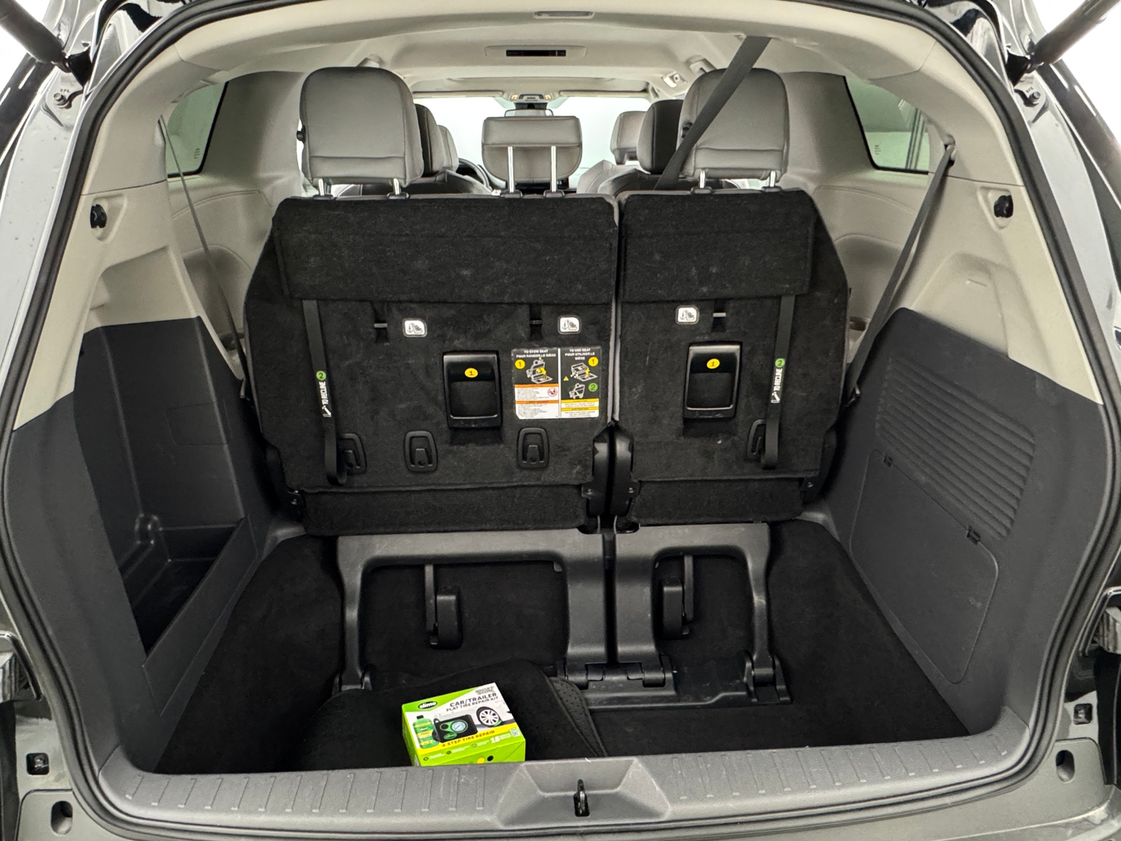 Thumbnail: 2023 Toyota Sienna - 6