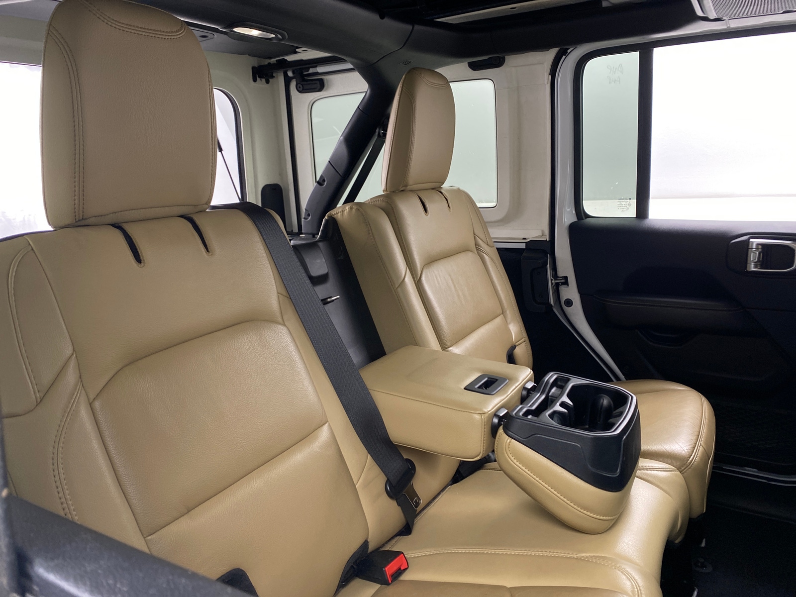 Thumbnail: 2019 Jeep Wrangler - 5