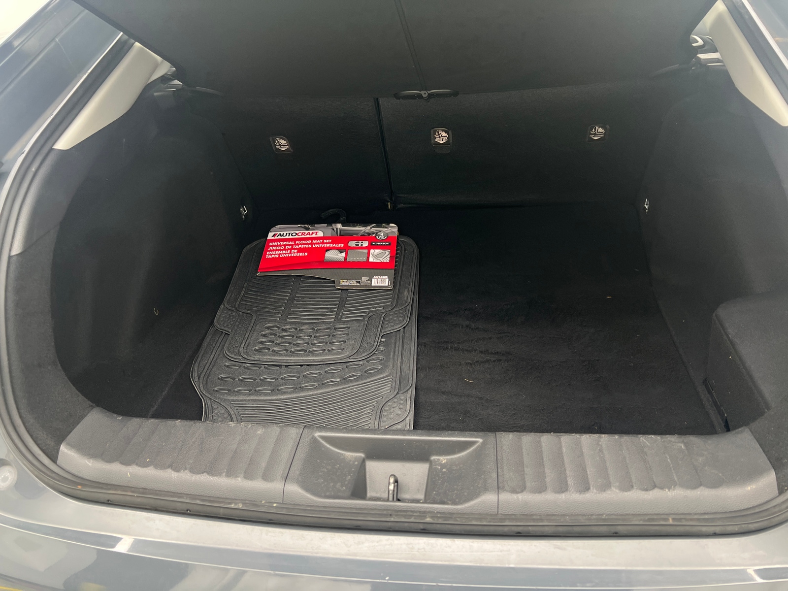 Thumbnail: 2024 Toyota Prius - 7