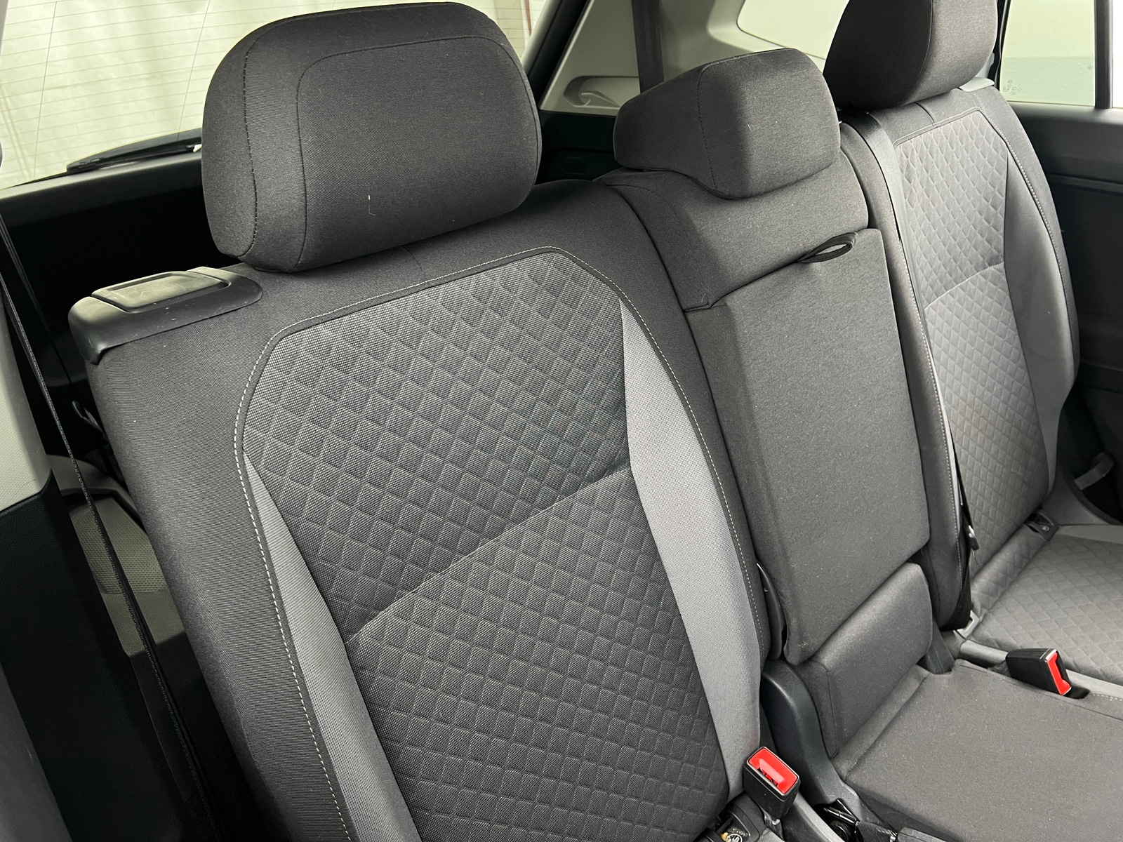 Thumbnail: 2019 Volkswagen Tiguan - 6