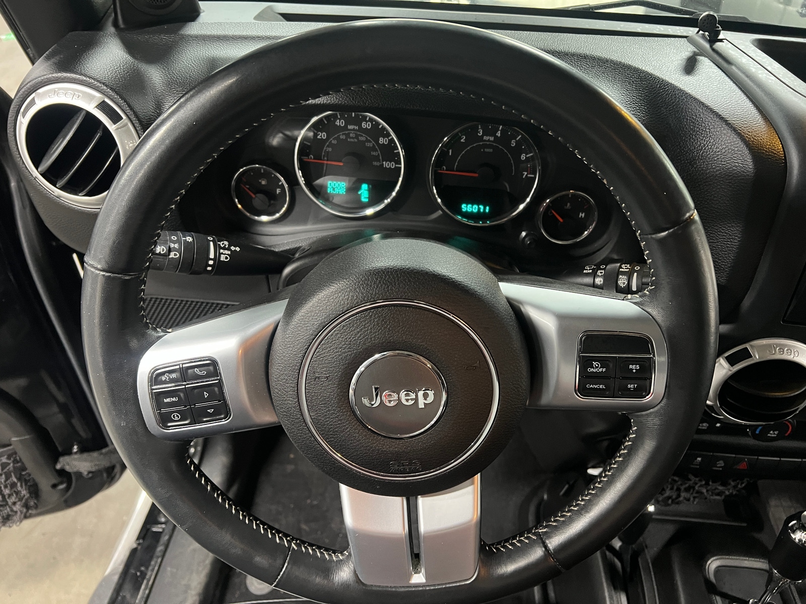 Thumbnail: 2014 Jeep Wrangler - 5