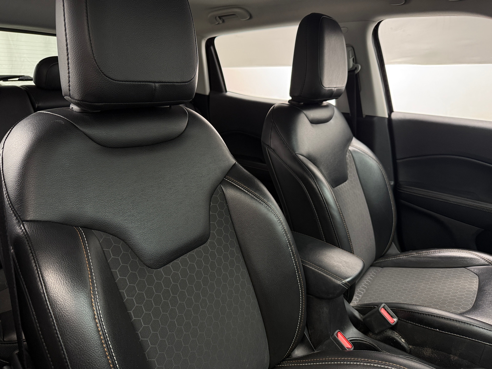 Thumbnail: 2019 Jeep Compass - 2