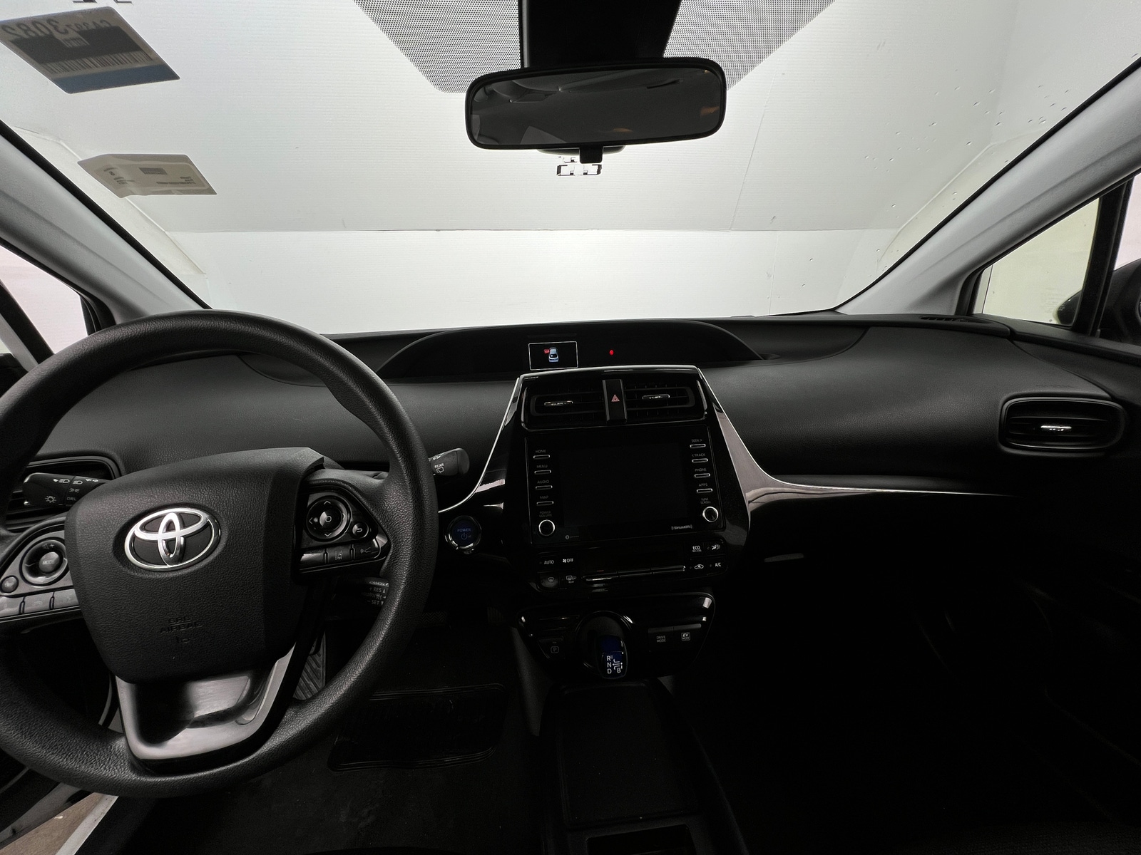 Thumbnail: 2021 Toyota Prius - 3