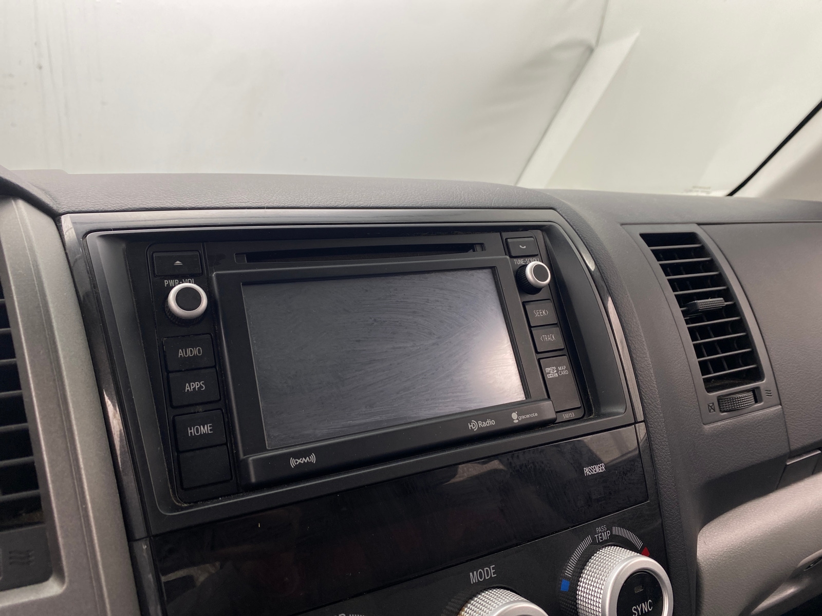 Thumbnail: 2016 Toyota Sequoia - 4