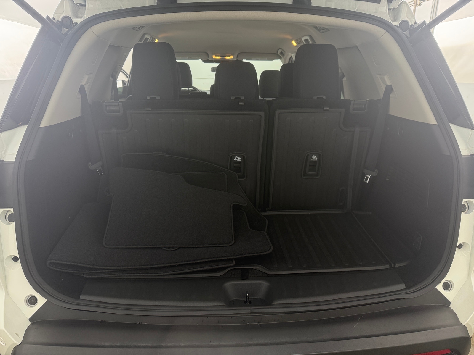 Thumbnail: 2023 Nissan Pathfinder - 7