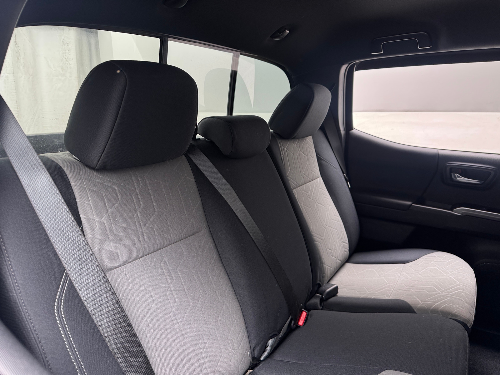 Thumbnail: 2022 Toyota Tacoma - 6