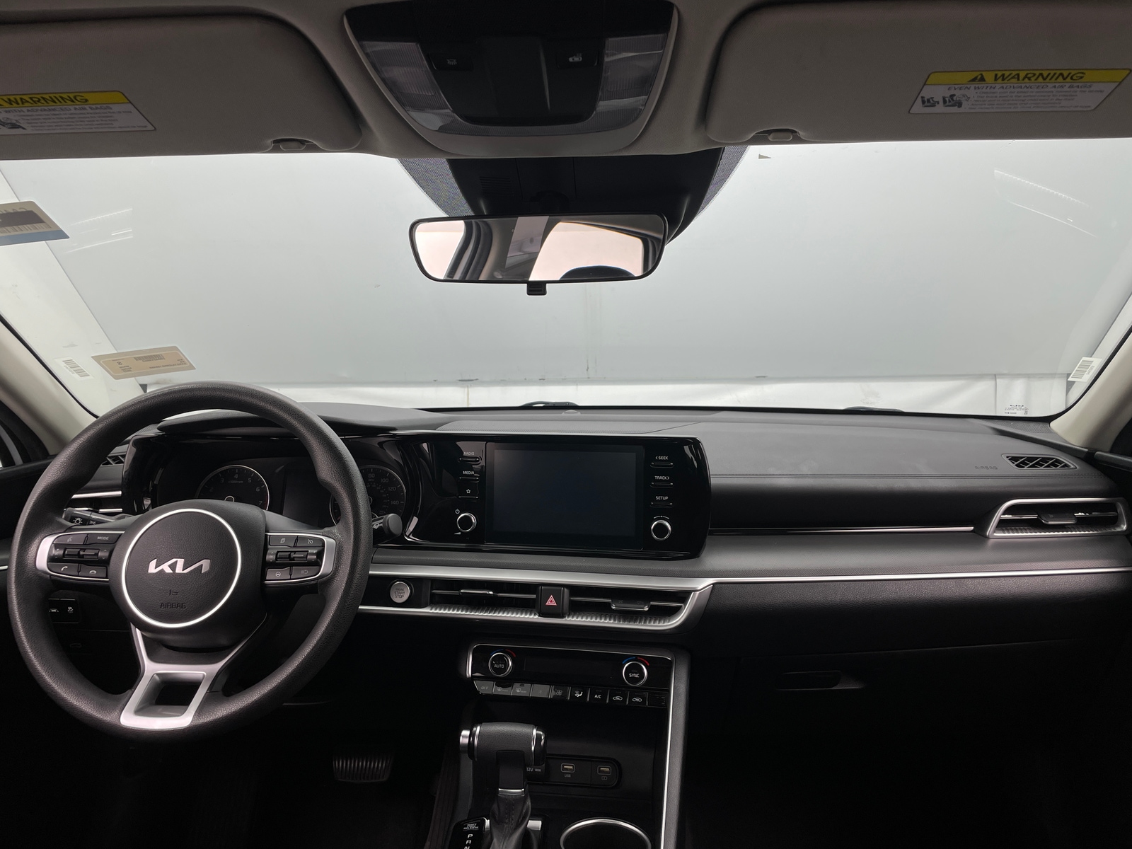 Thumbnail: 2022 Kia K5 - 3