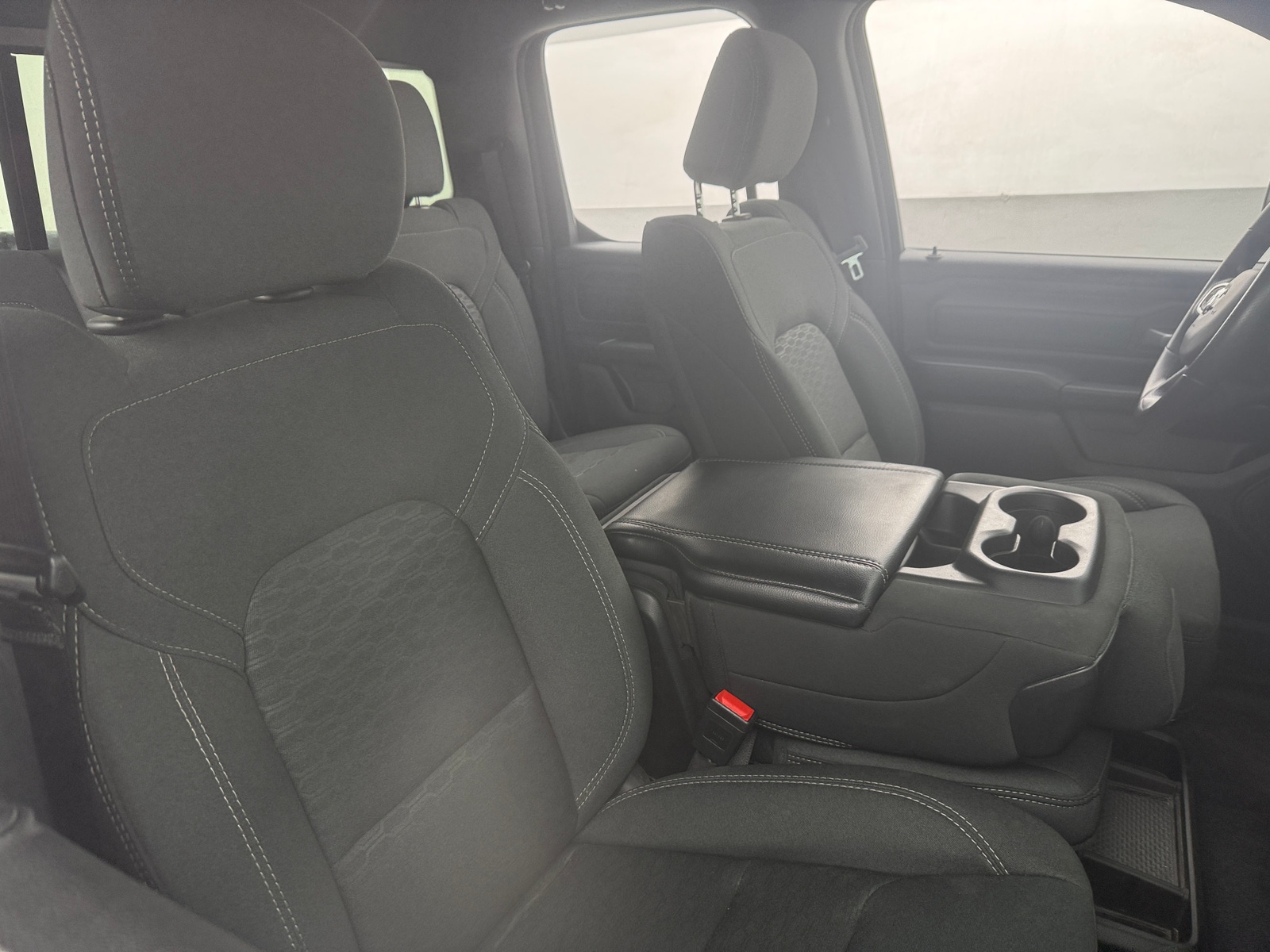 Thumbnail: 2025 RAM 1500 - 2