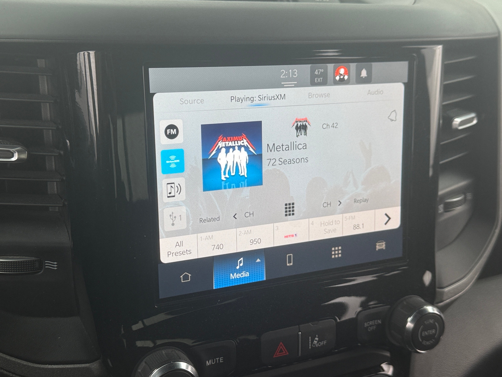 Thumbnail: 2025 RAM 1500 - 4