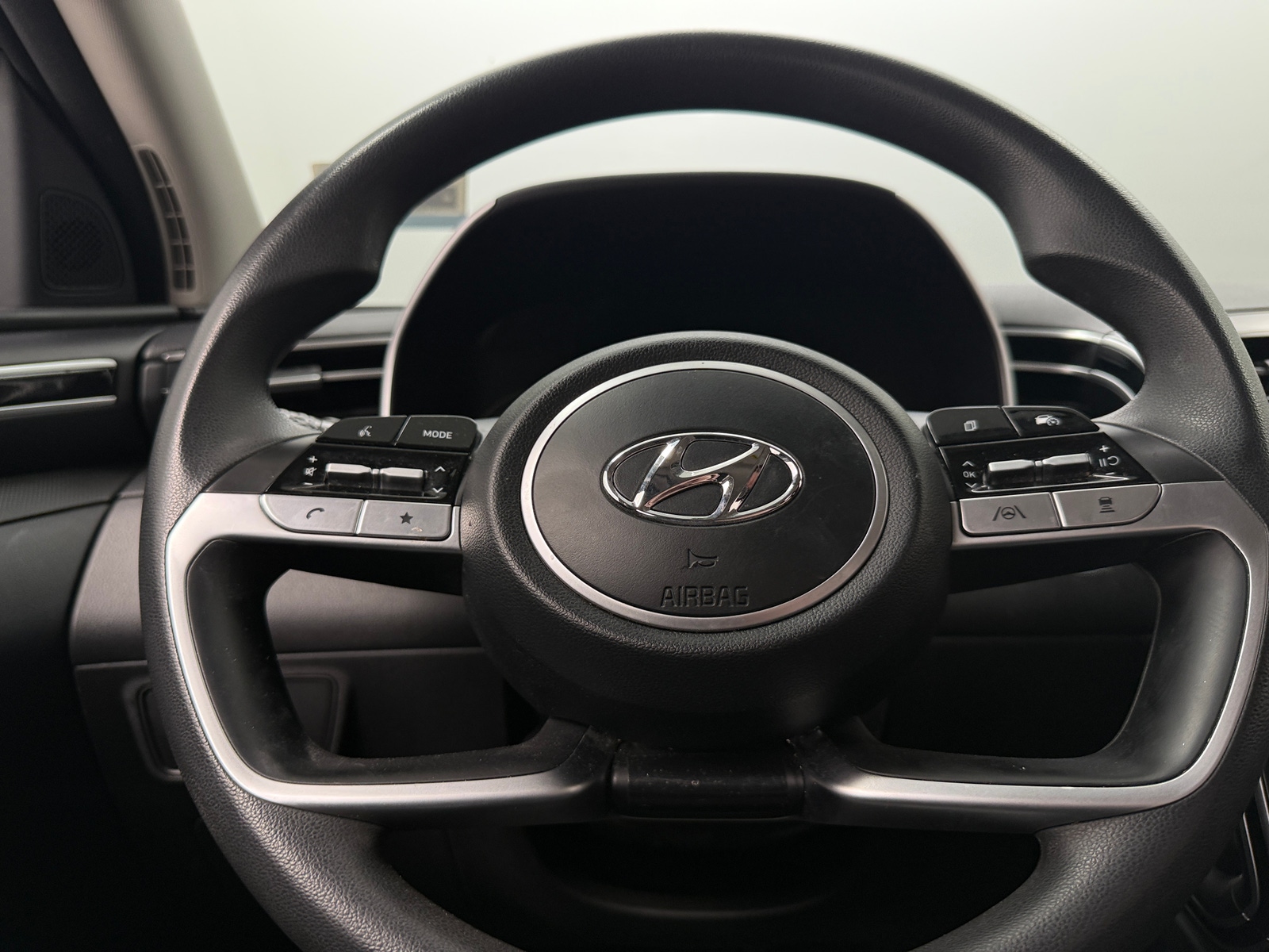 Thumbnail: 2022 Hyundai Tucson - 5