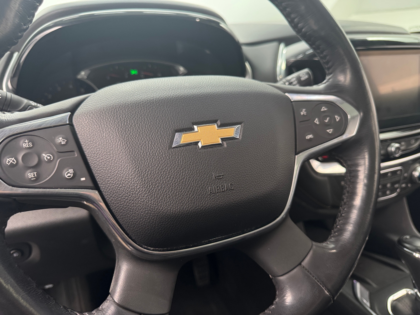 Thumbnail: 2018 Chevrolet Traverse - 4