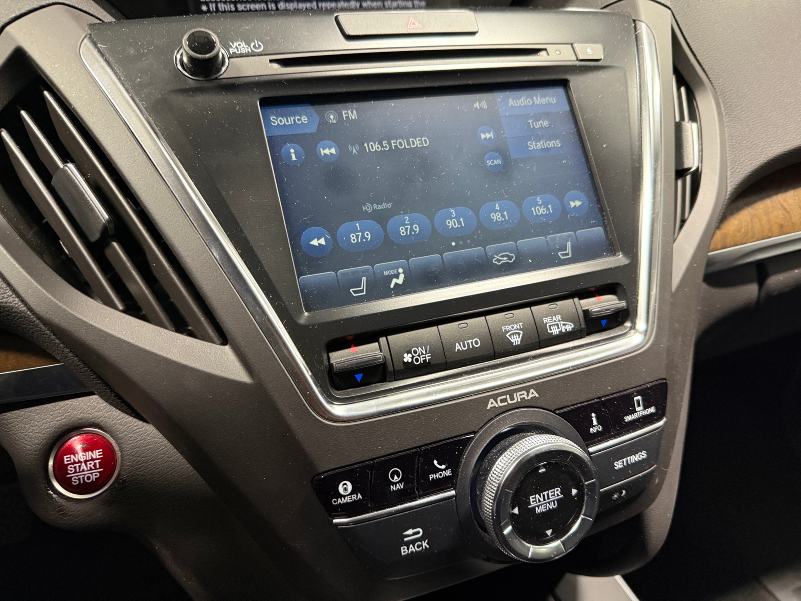 Thumbnail: 2018 Acura MDX - 3