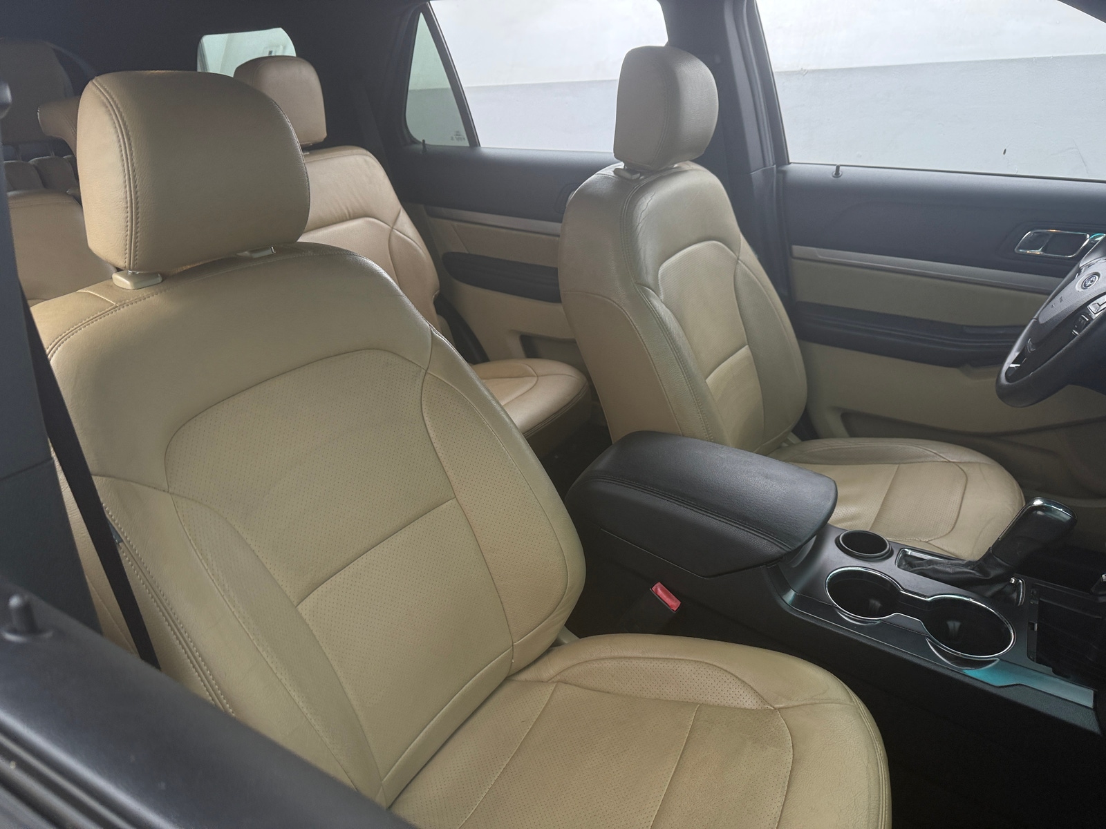 Thumbnail: 2016 Ford Explorer - 2