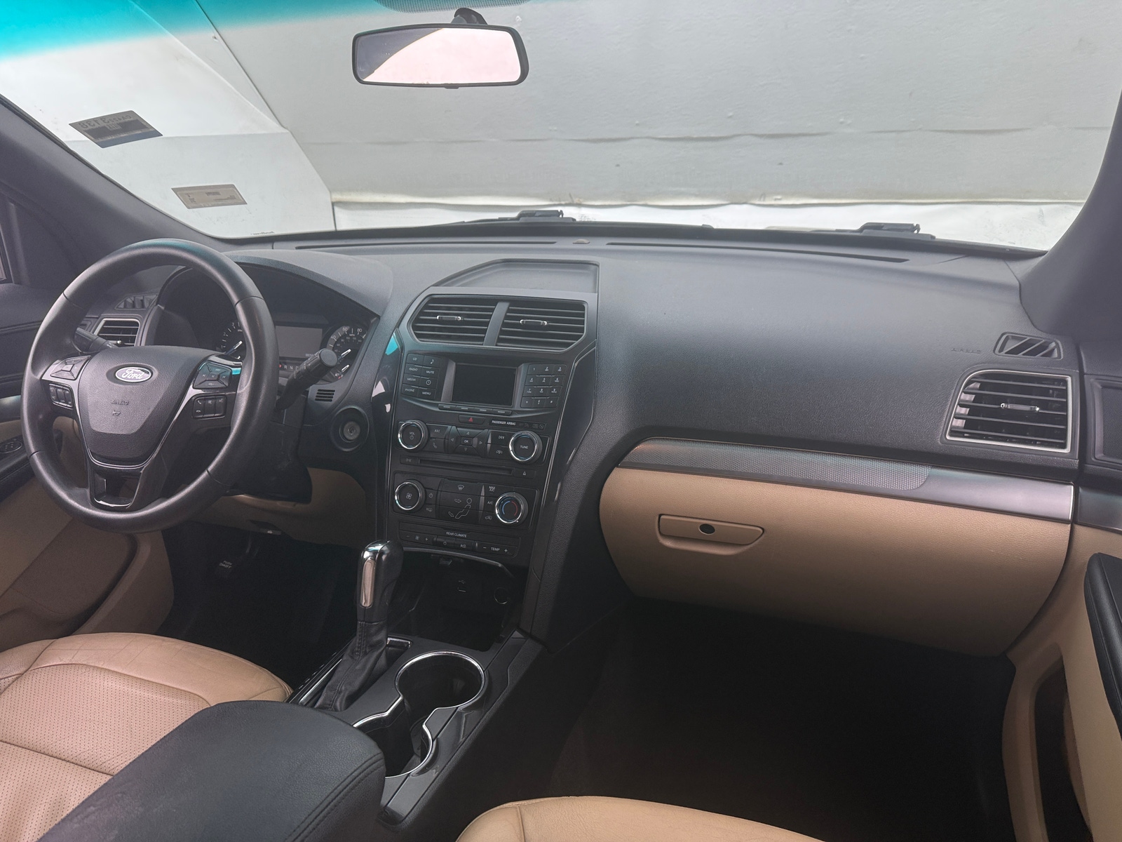 Thumbnail: 2016 Ford Explorer - 3