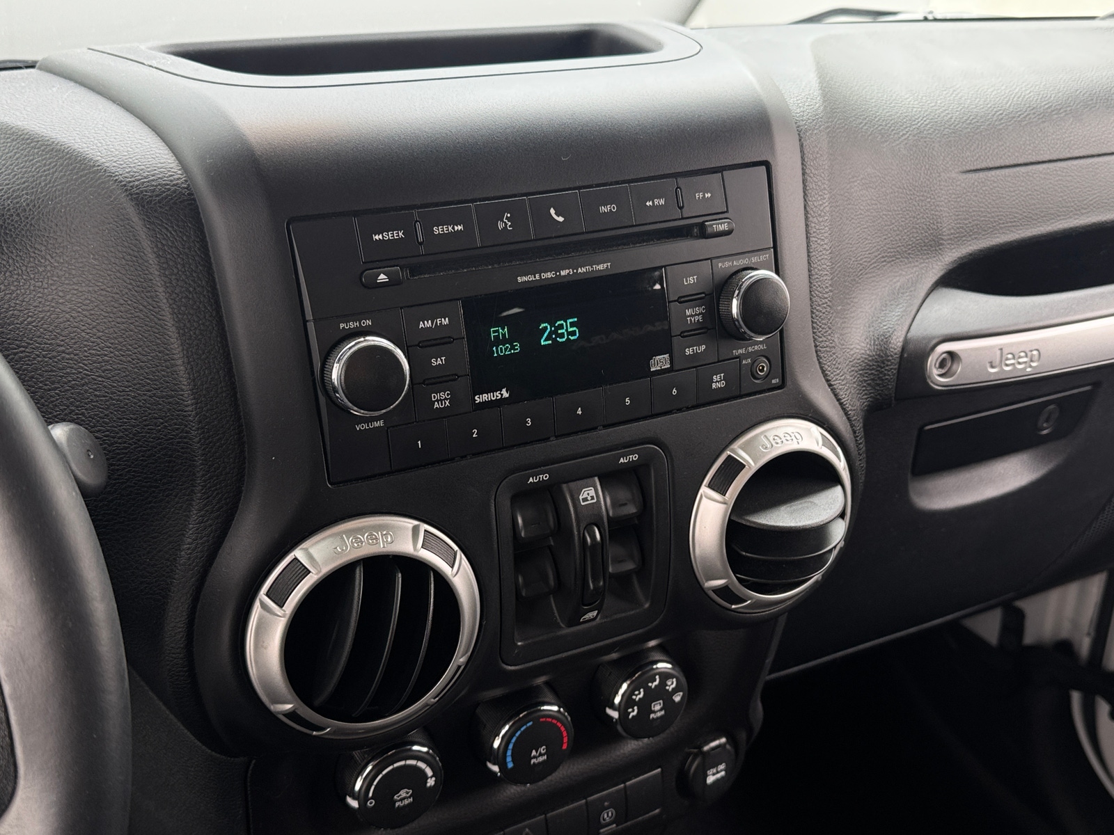 Thumbnail: 2017 Jeep Wrangler - 4