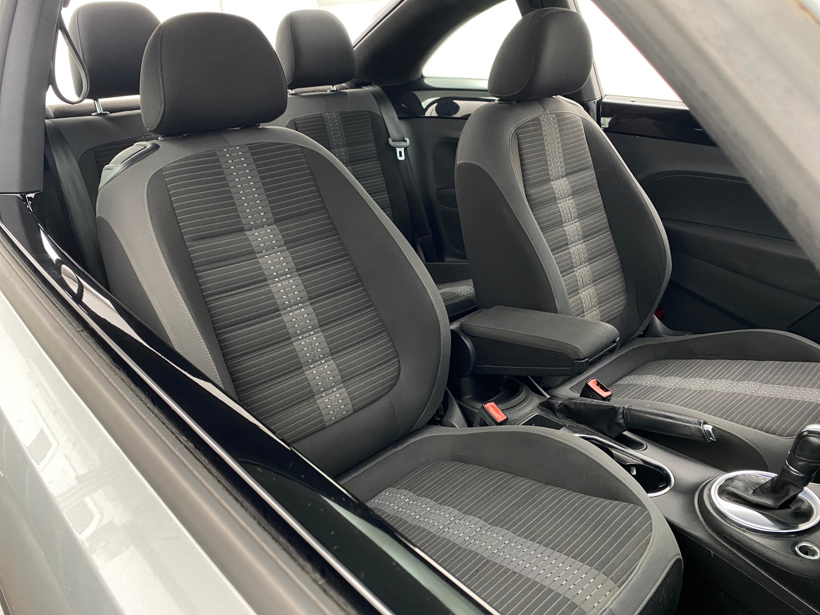 Thumbnail: 2013 Volkswagen Beetle - 2