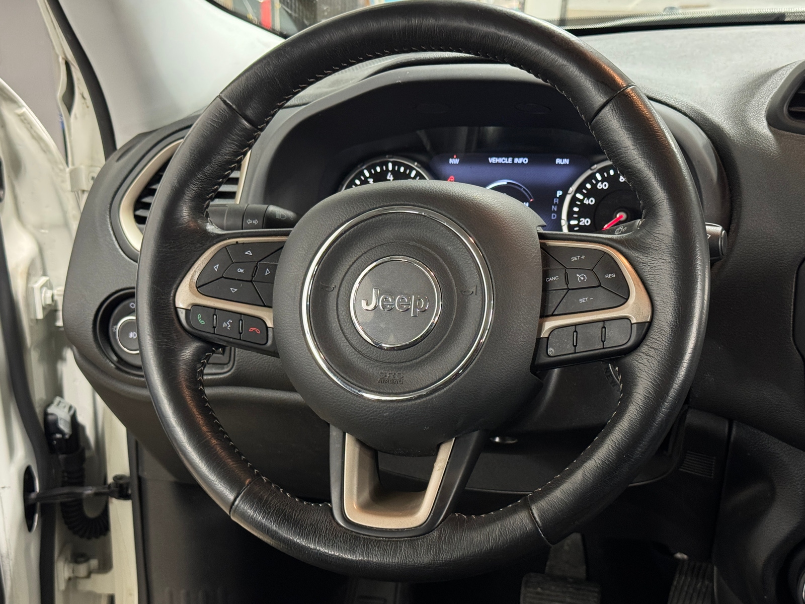 Thumbnail: 2017 Jeep Renegade - 4