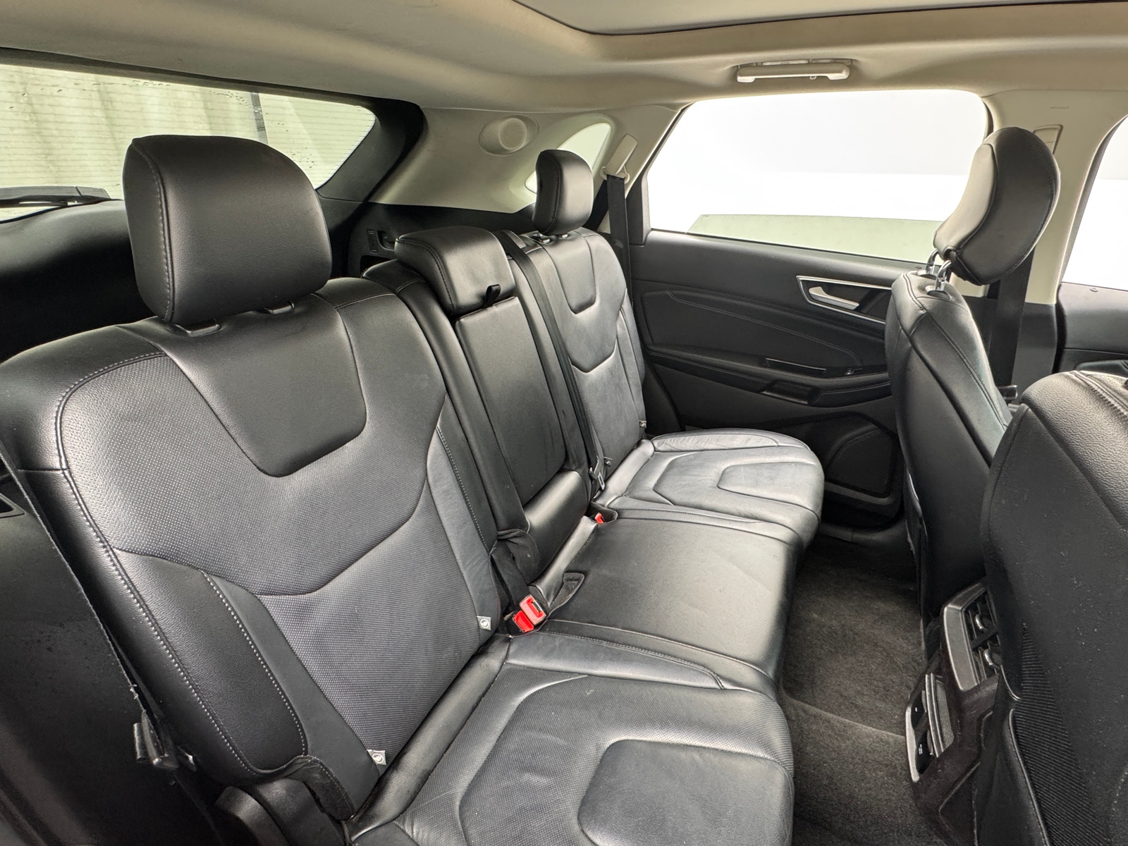 Thumbnail: 2017 Ford Edge - 5