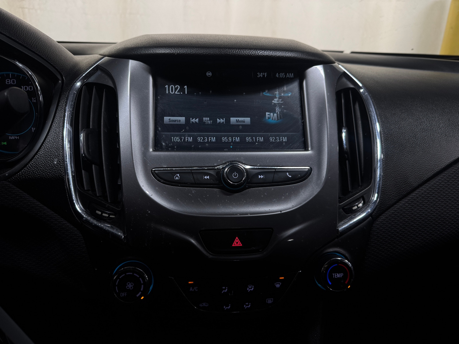 Thumbnail: 2016 Chevrolet Cruze - 4