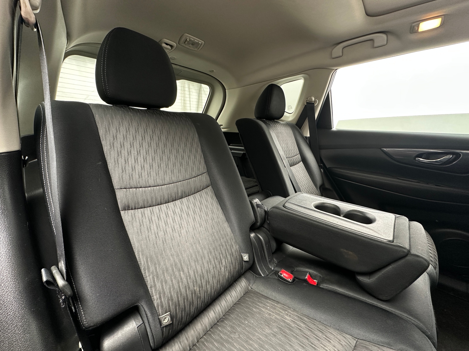 Thumbnail: 2017 Nissan Rogue - 6