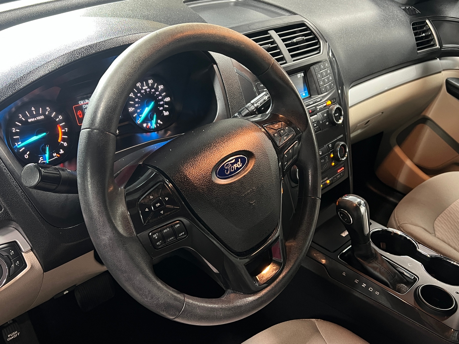 Thumbnail: 2018 Ford Explorer - 5