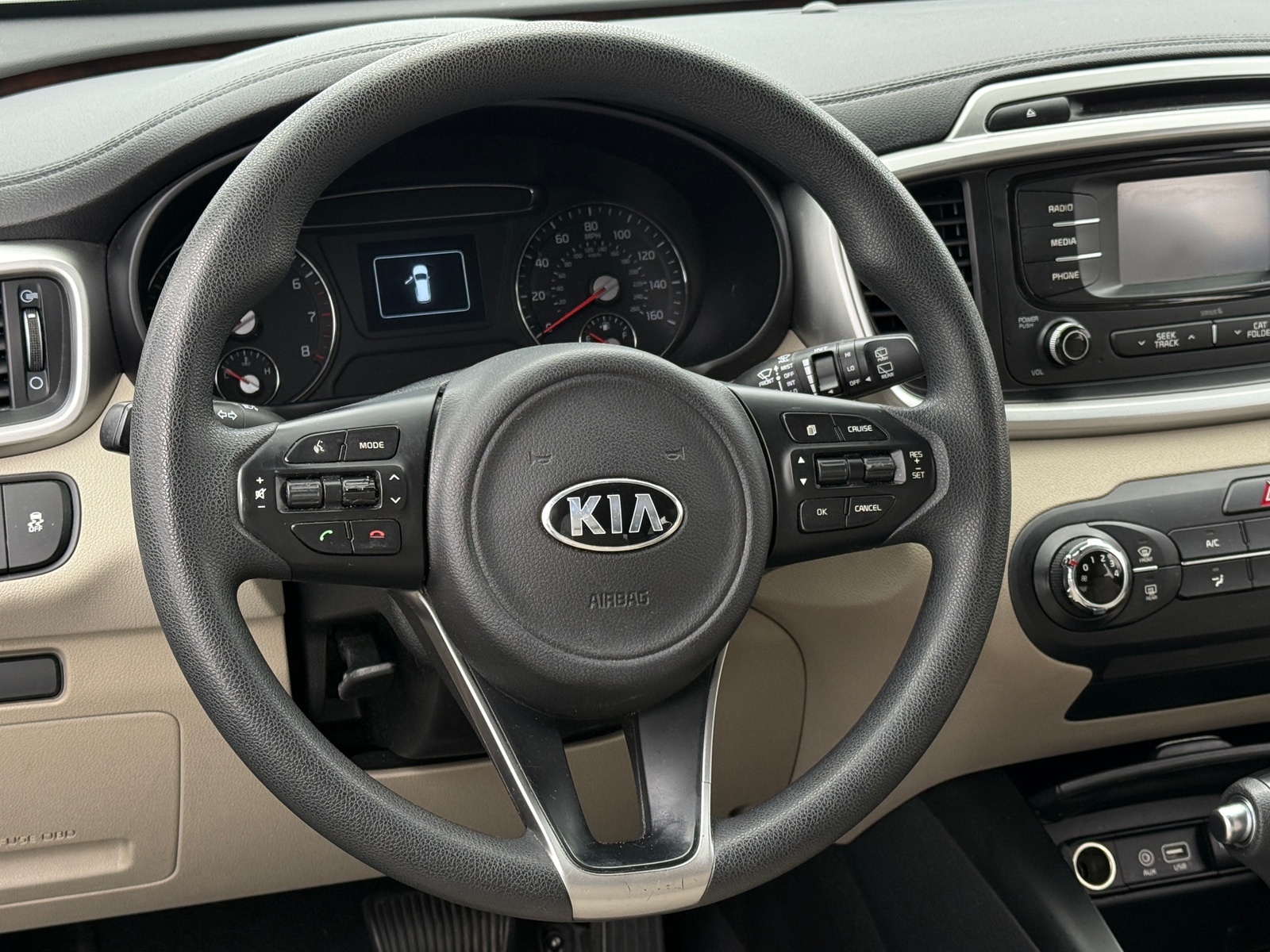 Thumbnail: 2016 Kia Sorento - 5