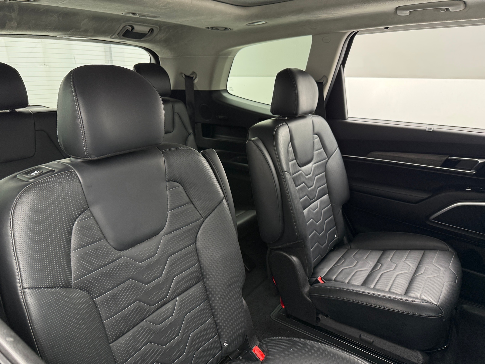 Thumbnail: 2022 Kia Telluride - 5