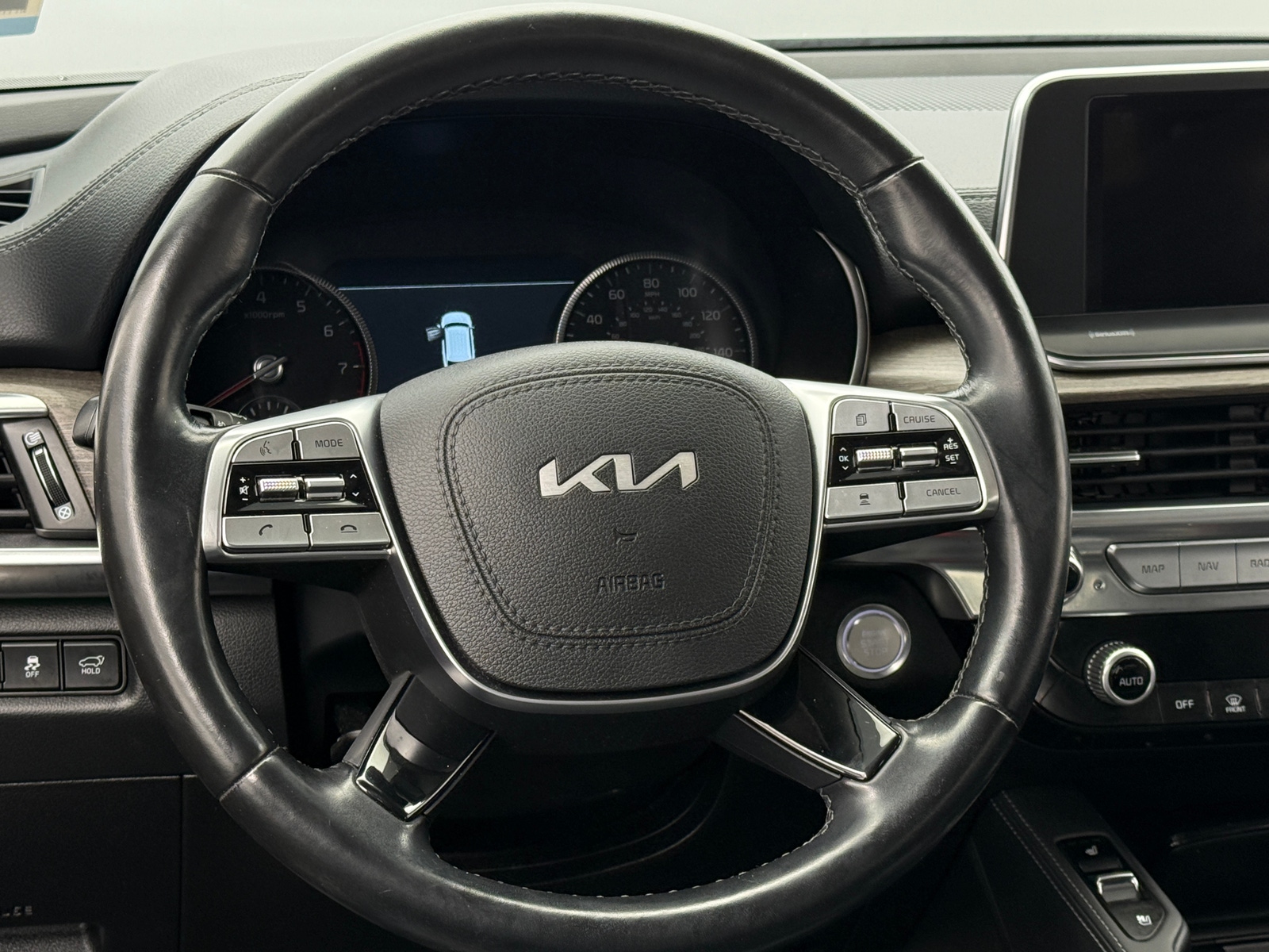 Thumbnail: 2022 Kia Telluride - 4