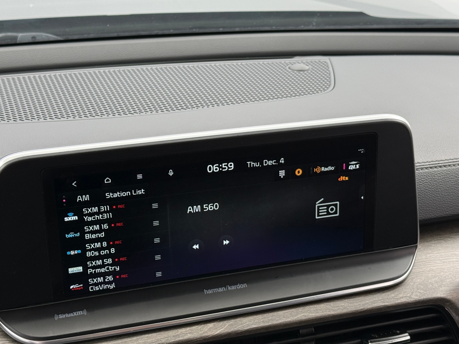 Thumbnail: 2022 Kia Telluride - 3