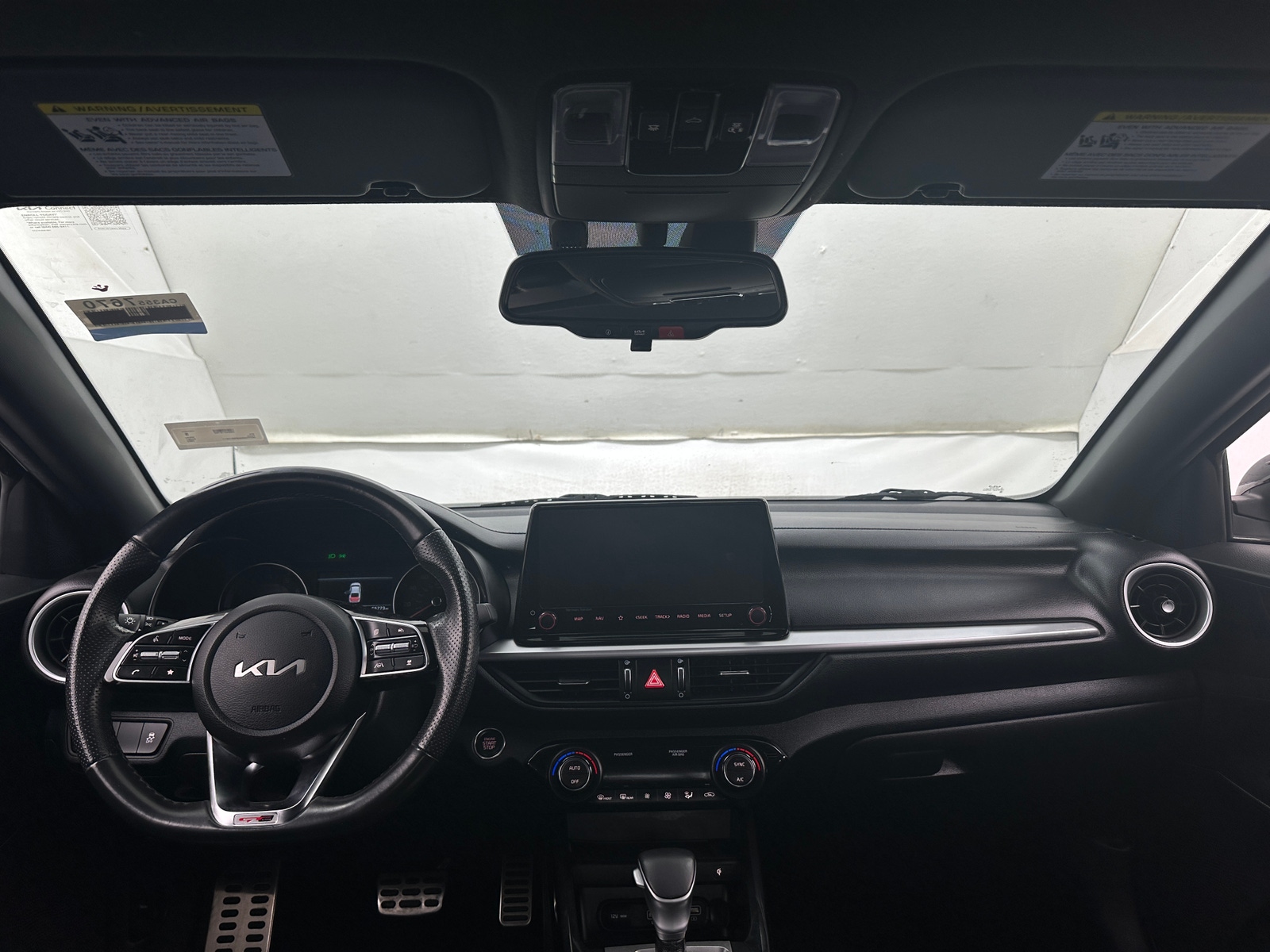 Thumbnail: 2023 Kia Forte - 3