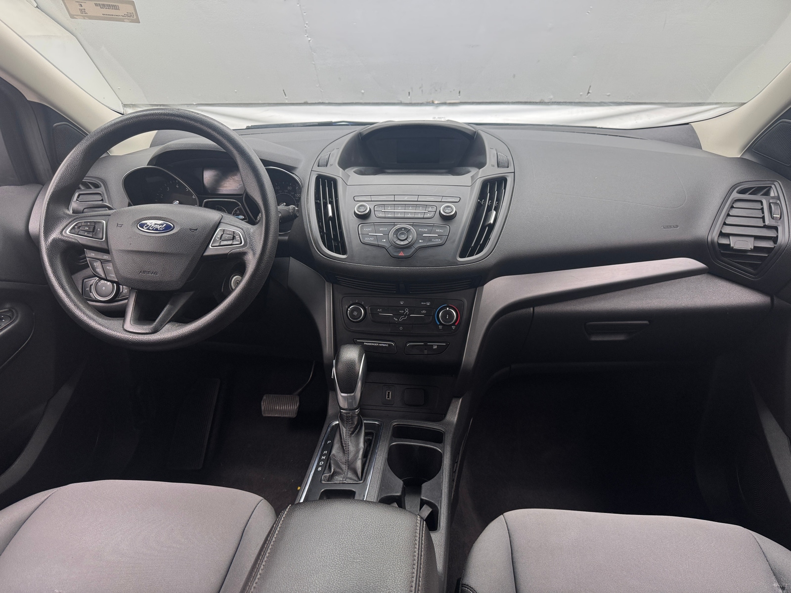 Thumbnail: 2019 Ford Escape - 3