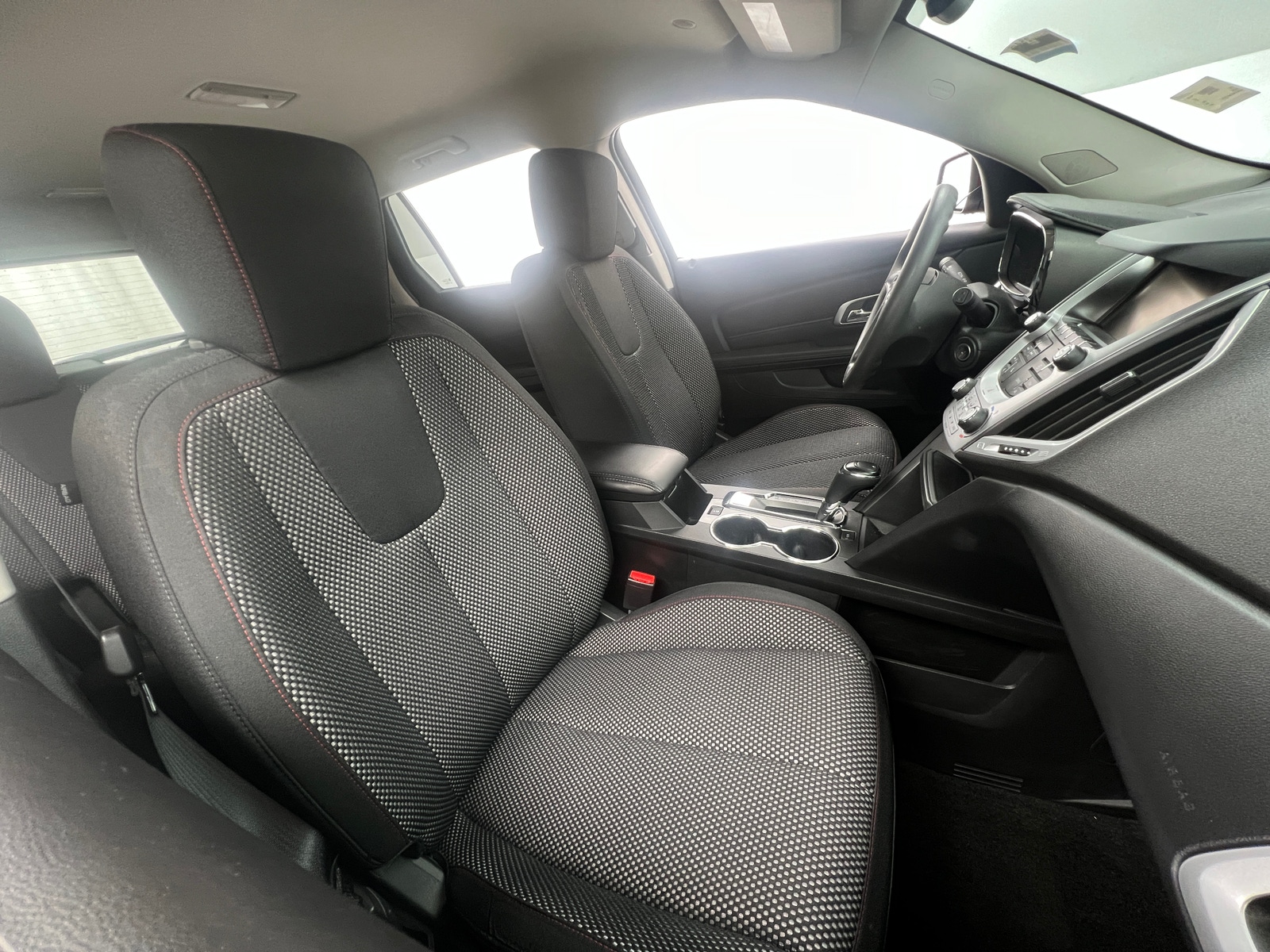 Thumbnail: 2017 GMC Terrain - 2