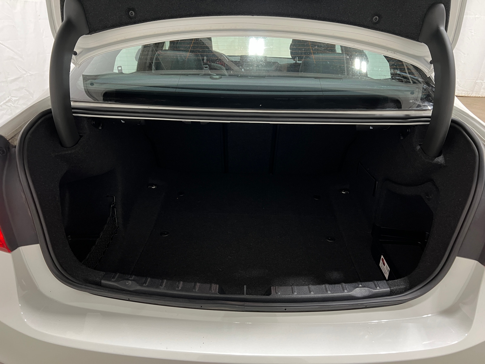 Thumbnail: 2013 BMW 3 Series - 6