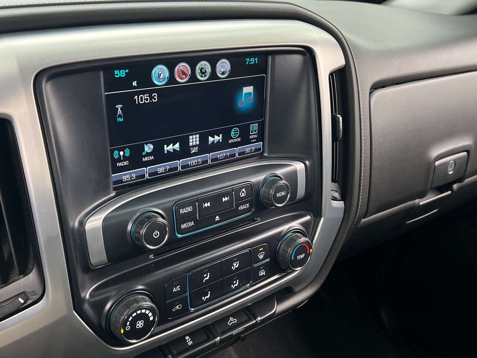 Thumbnail: 2019 GMC Sierra 2500 - 4