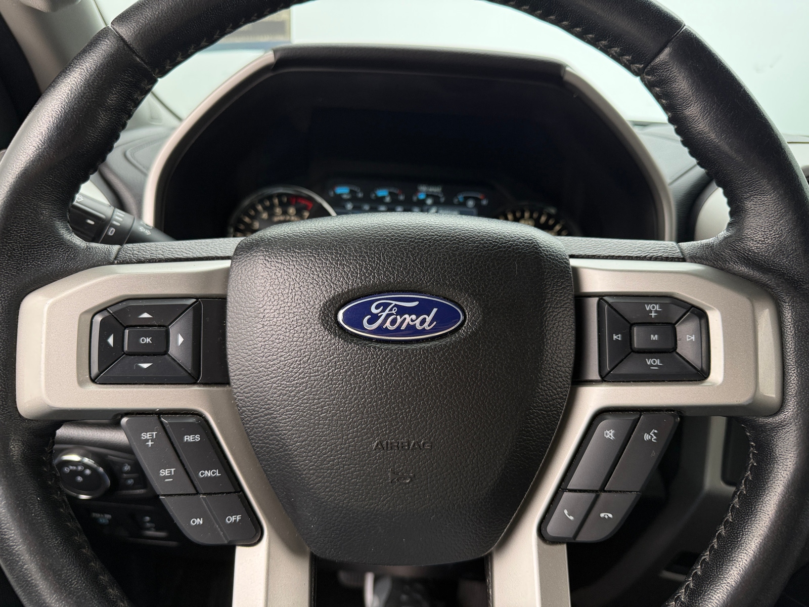 Thumbnail: 2018 Ford Econoline - 4