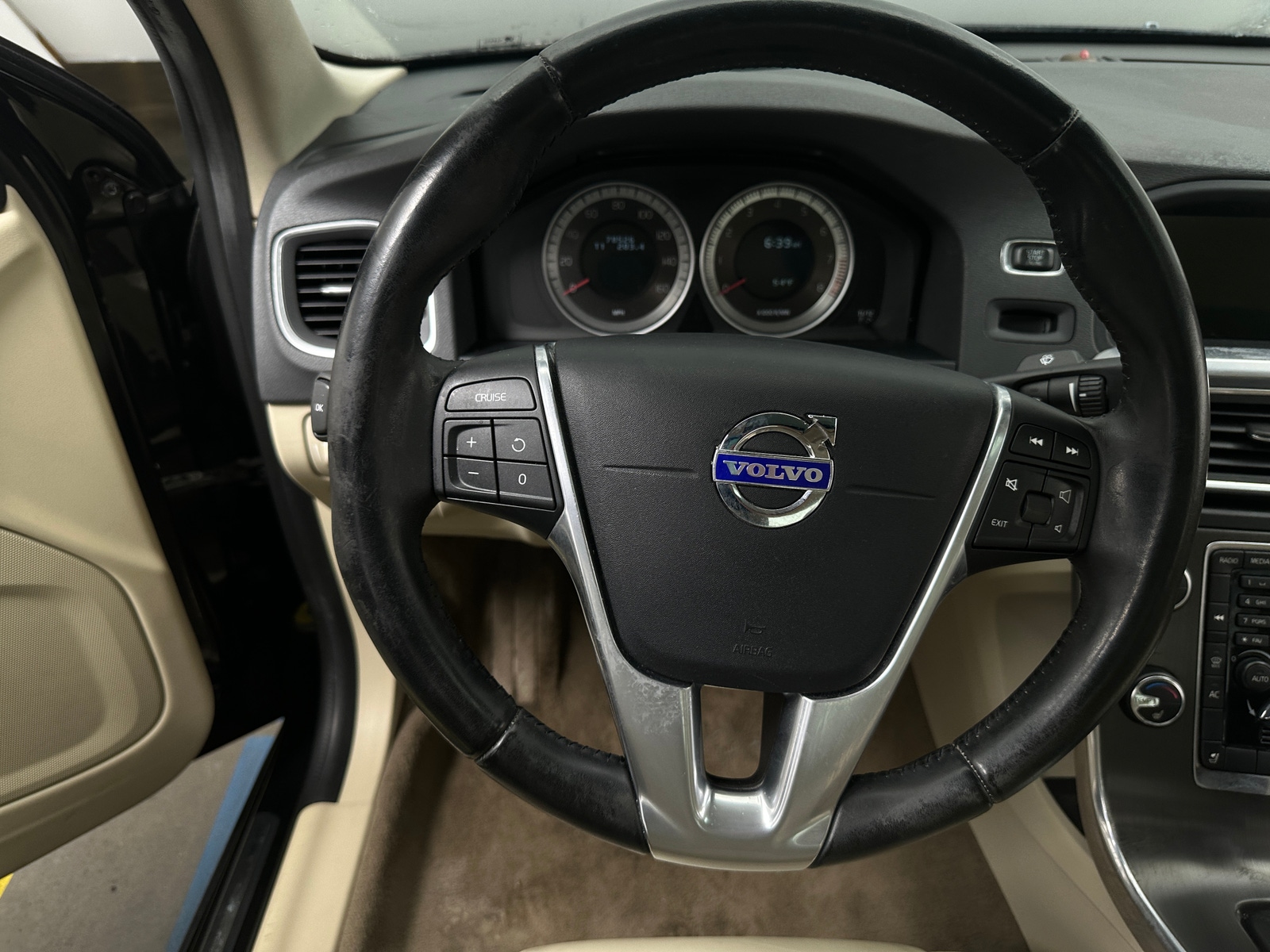 Thumbnail: 2013 Volvo S60 - 4