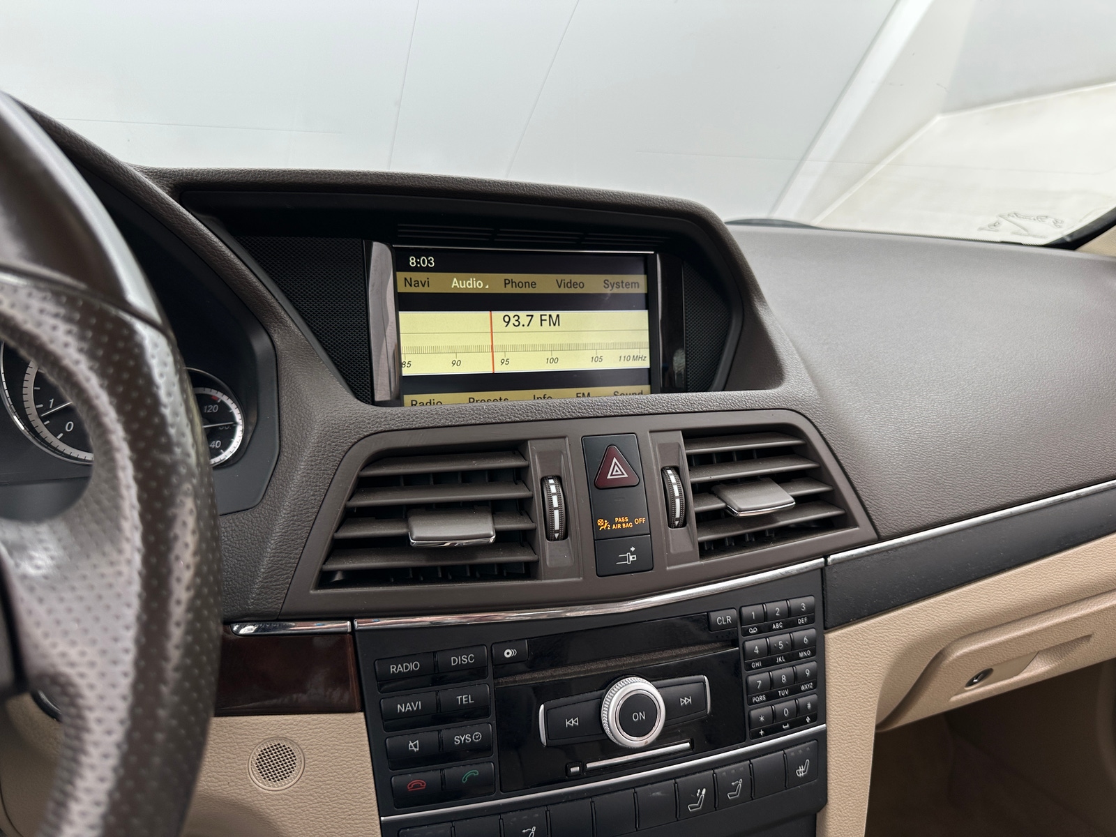 Thumbnail: 2011 Mercedes-Benz E-Class - 3