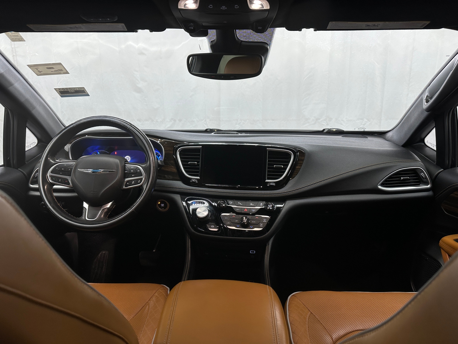 Thumbnail: 2021 Chrysler Pacifica - 2