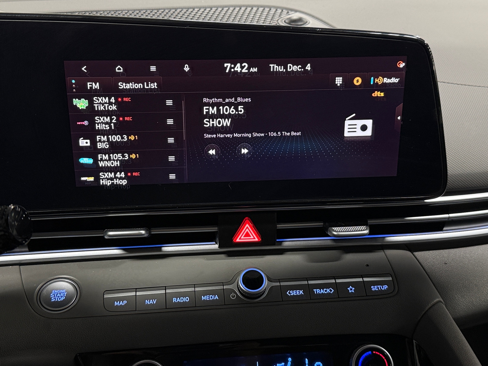 Thumbnail: 2025 Hyundai Elantra - 4