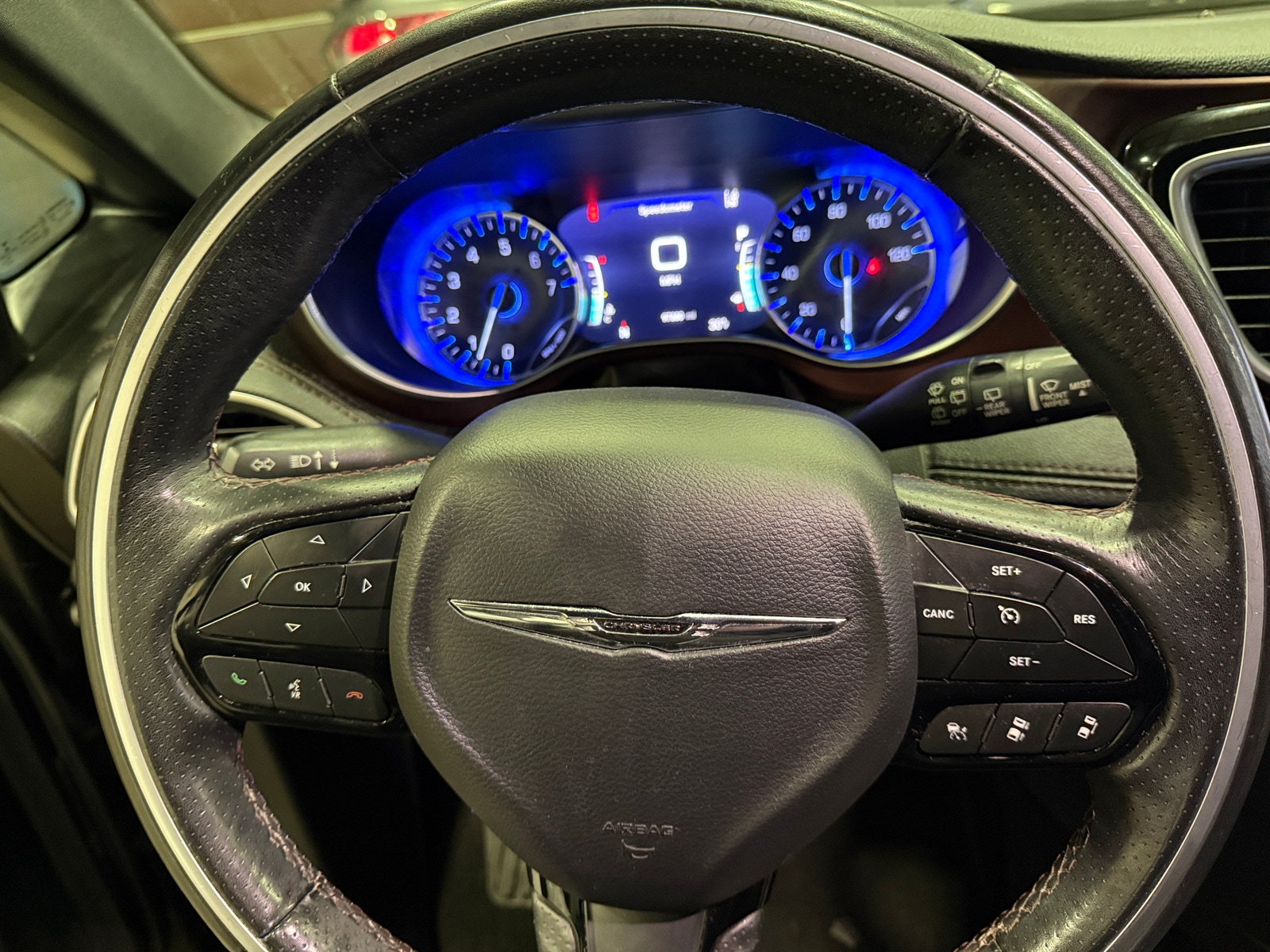 Thumbnail: 2020 Chrysler Pacifica - 4